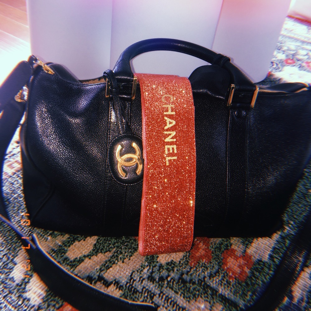 CHANEL Festive Gift Box Ribbon